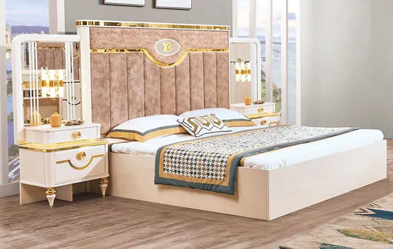 Luxury Stripe Emblem Wing Bed Set | Multan Furniture