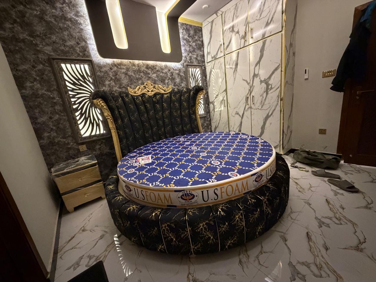 Luxury Round Bed with Royal Black & Gold Design | Awais Furniture Islamabad — image 3