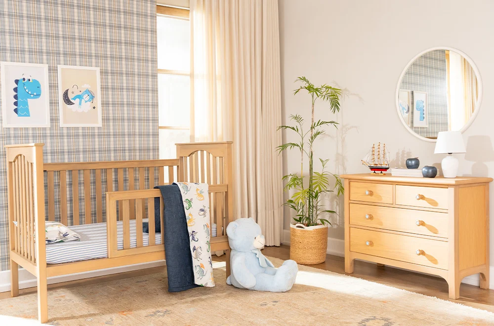 Aghosh 2-in-1 Convertible Crib – Beech Wood Baby Crib & Toddler Bed — image 2